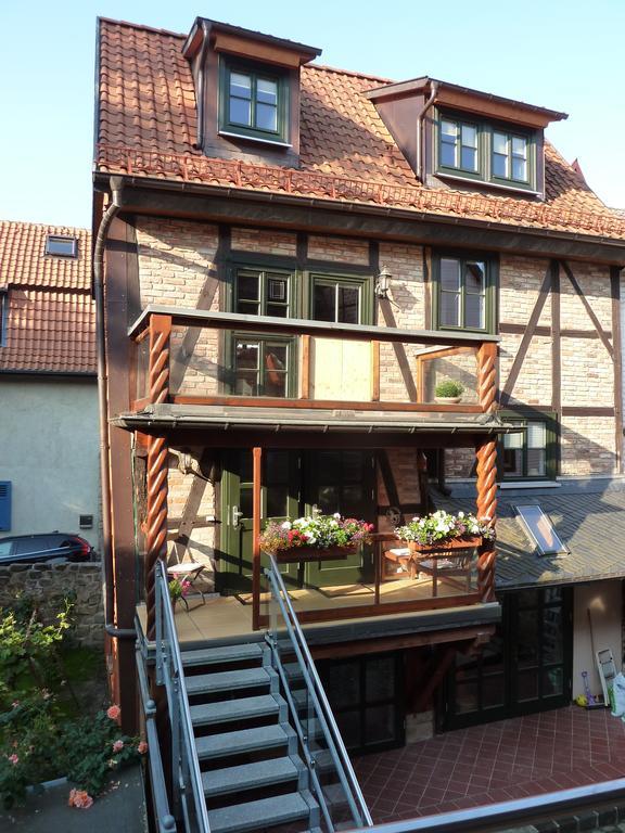 Unterm Schreckensturm